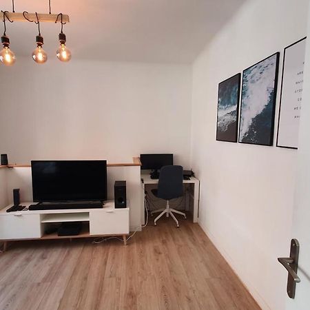Joli T2- Centre Ville - Parking Gratuit - Wifi Dunkirk Kültér fotó