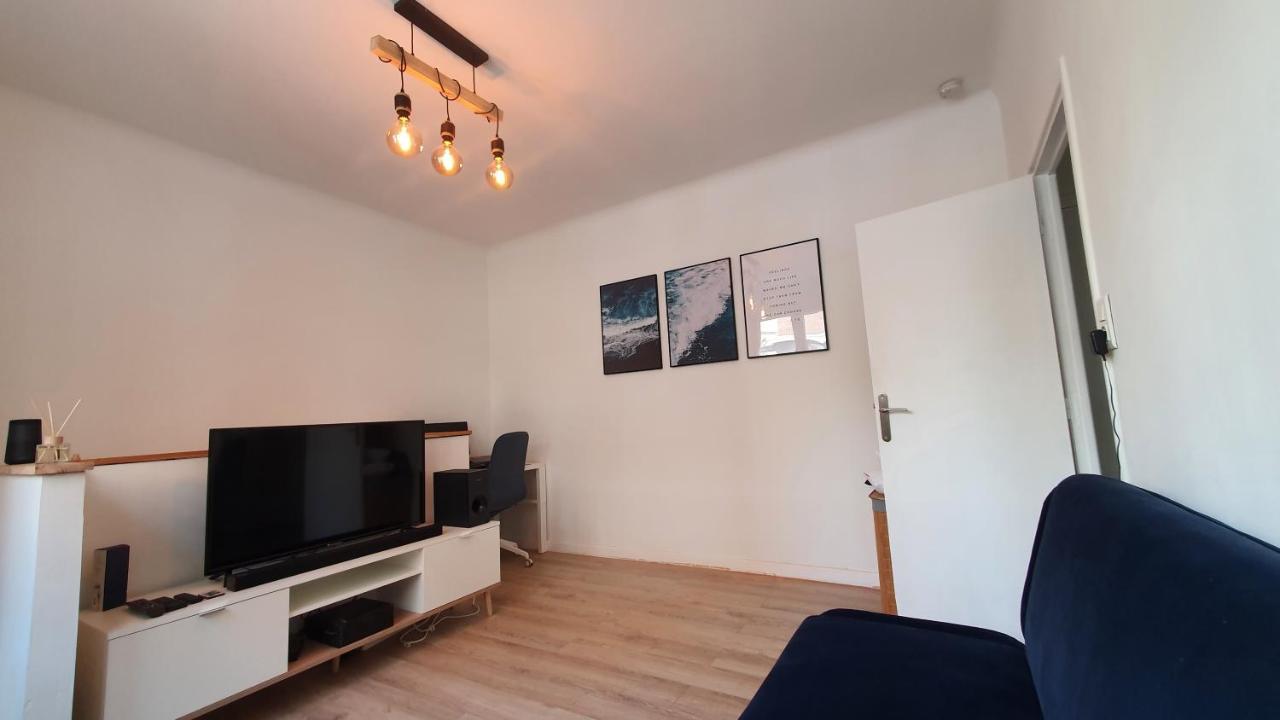 Joli T2- Centre Ville - Parking Gratuit - Wifi Dunkirk Kültér fotó